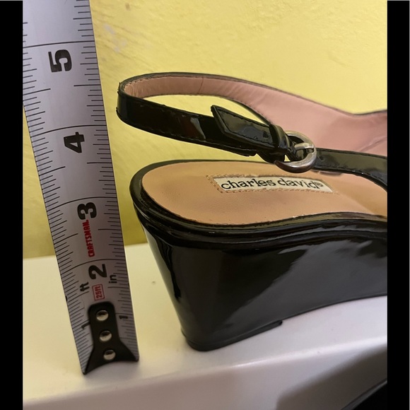 New Charles David Black Patent Open Toe Sling Back Wedge Sandal! - Picture 9 of 11
